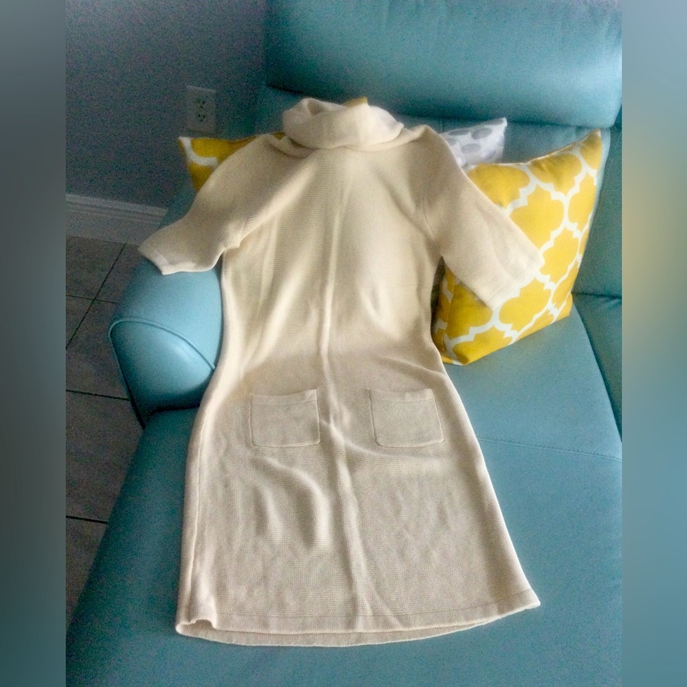 WOMAN DRESS
